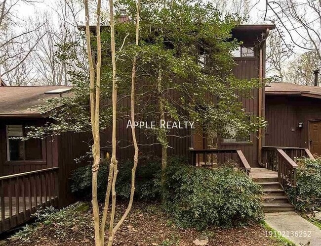 Photo - 311 Deepwood Rd House