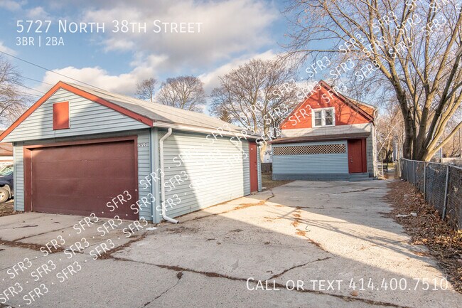 Building Photo - Must See-Newly Renovated 3 Bedroom 2 Bath ...
