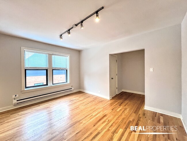 Building Photo - 2420 N Kedzie Ave