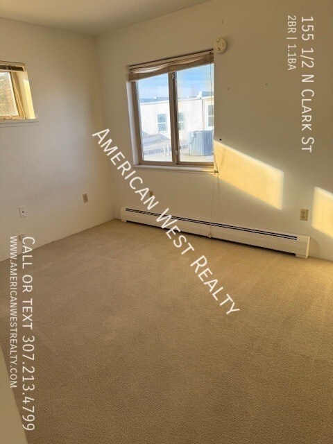 Foto del edificio - 155 1/2 N Clark St-