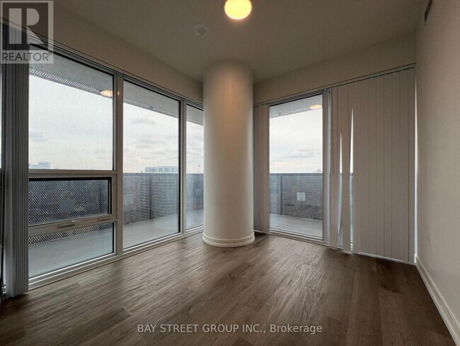 Photo du bâtiment - 55 Cooper St