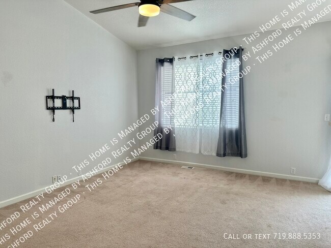 Building Photo - 11831 Asplund Grove