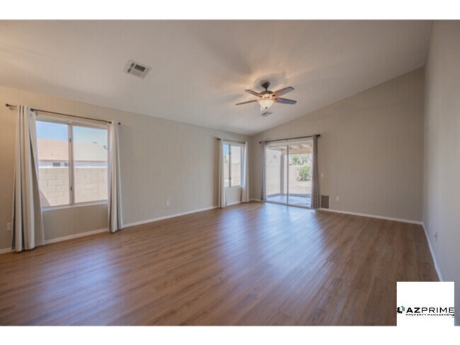 Building Photo - Welcome to this Captivating 3/2 Chandler H...
