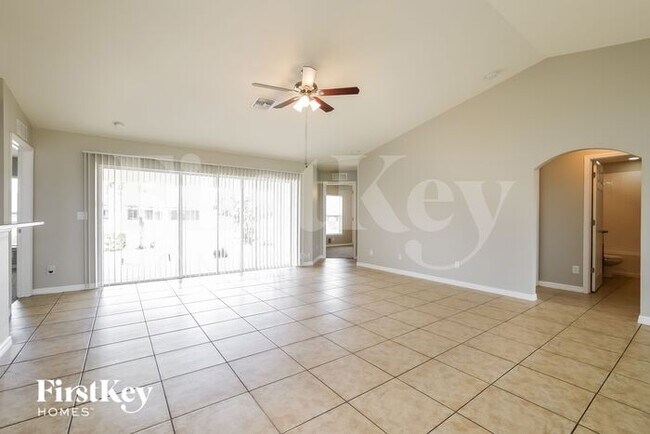 Foto del edificio - 1246 NW 20th Terrace
