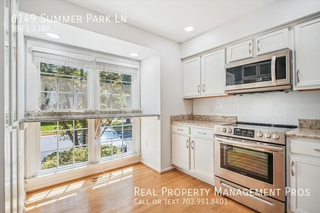 Building Photo - 6149 Summer Park Ln