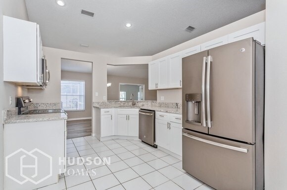 Foto del edificio - 10416 Hallmark Blvd