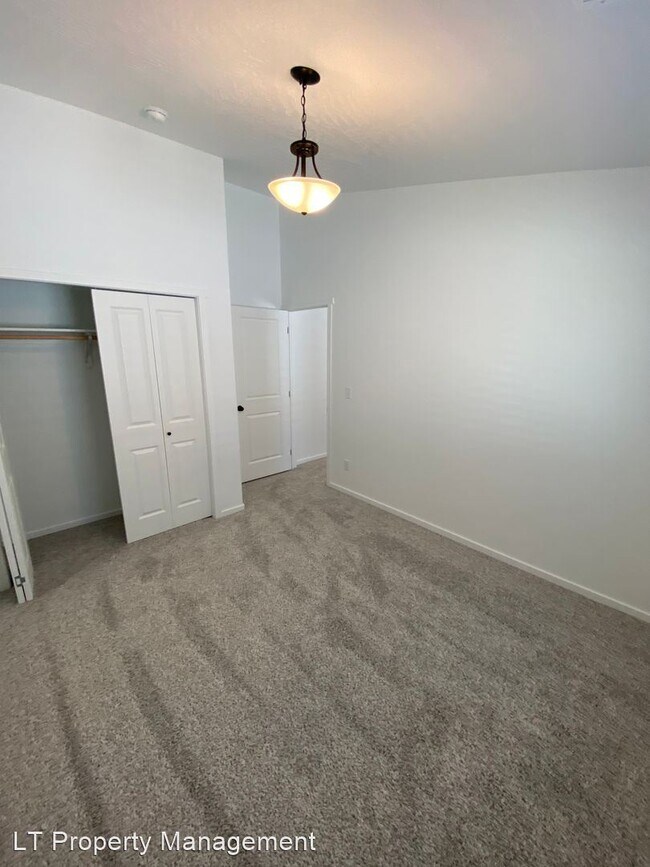 Building Photo - 3 br, 2 bath House - 3102 N McMillan St