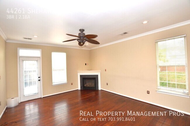 Foto del edificio - 44261 Shehawken Terrace