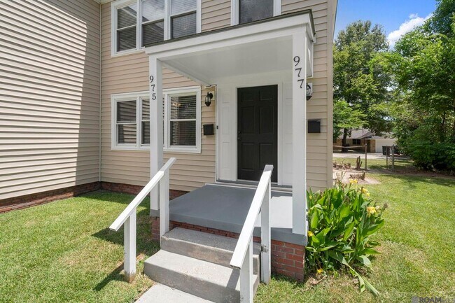 Building Photo - 975 Rittiner Dr