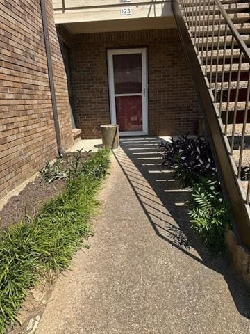 Building Photo - 2505 Wedglea Dr