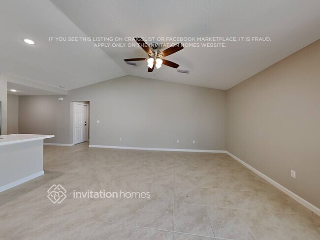 Foto del edificio - 554 NW Conover St