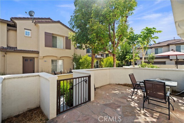 Foto del edificio - 18 Moonstone