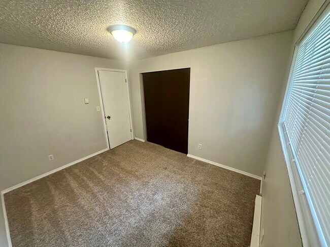 Building Photo - 12516 18th St SE