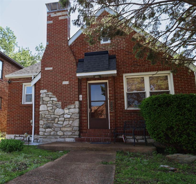 Foto principal - 6406 Woodbine Ct