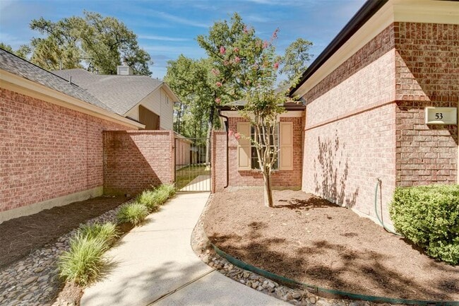 Building Photo - 53 W Sienna Pl