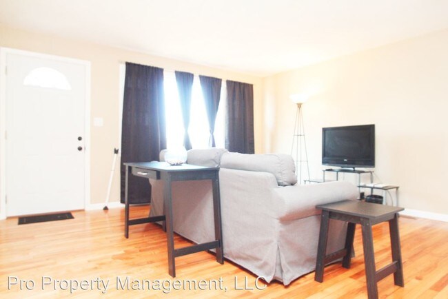 Foto del edificio - 128 Kenyon Cir