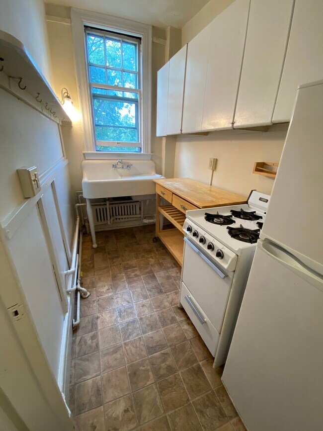 Foto del edificio - 267 Crescent St