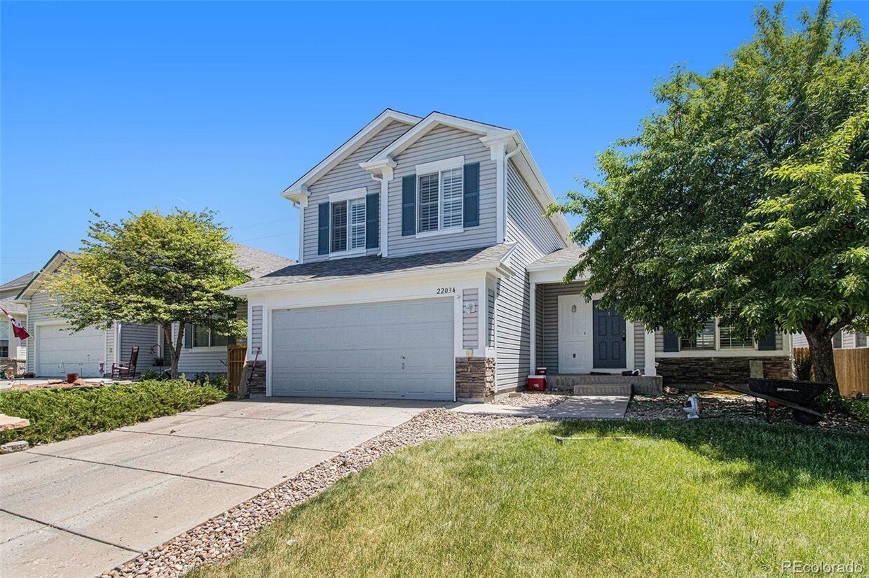 Foto principal - 3 br, 2.5 bath House - 22034 Hill Gail Way