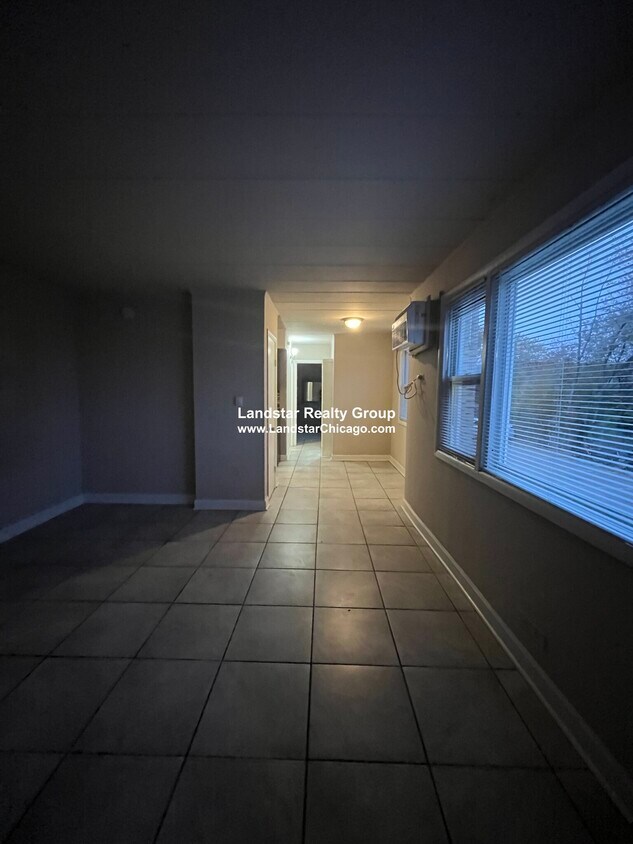 3820 25th Ave Unit 5B, Schiller Park, IL 60176 Condo for Rent in Schiller Park, IL