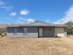 Building Photo - 3309 Tanner Dr
