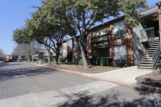 Cimarron Court Dallas TX 75252 Apartments com Cimarron Court Dallas TX 75252 Apartments com