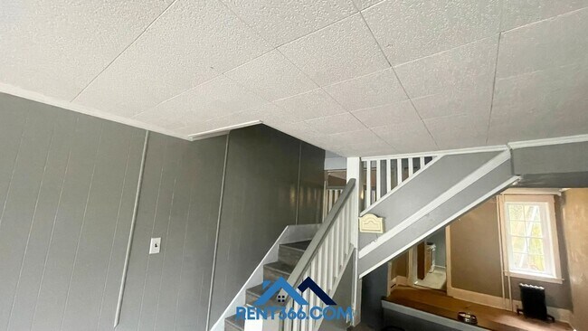 Foto del edificio - 403 E Norwegian St