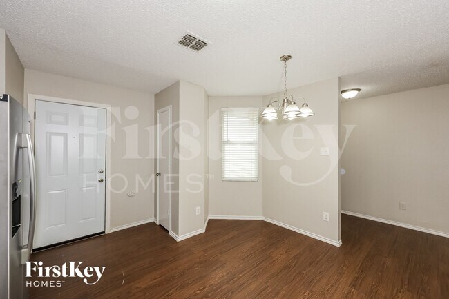 Building Photo - 3945 German Pointer Way