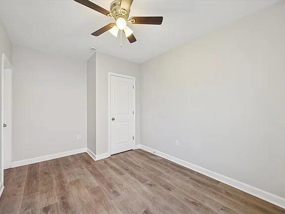 Photo - 5957 Windsor Ave Townhome