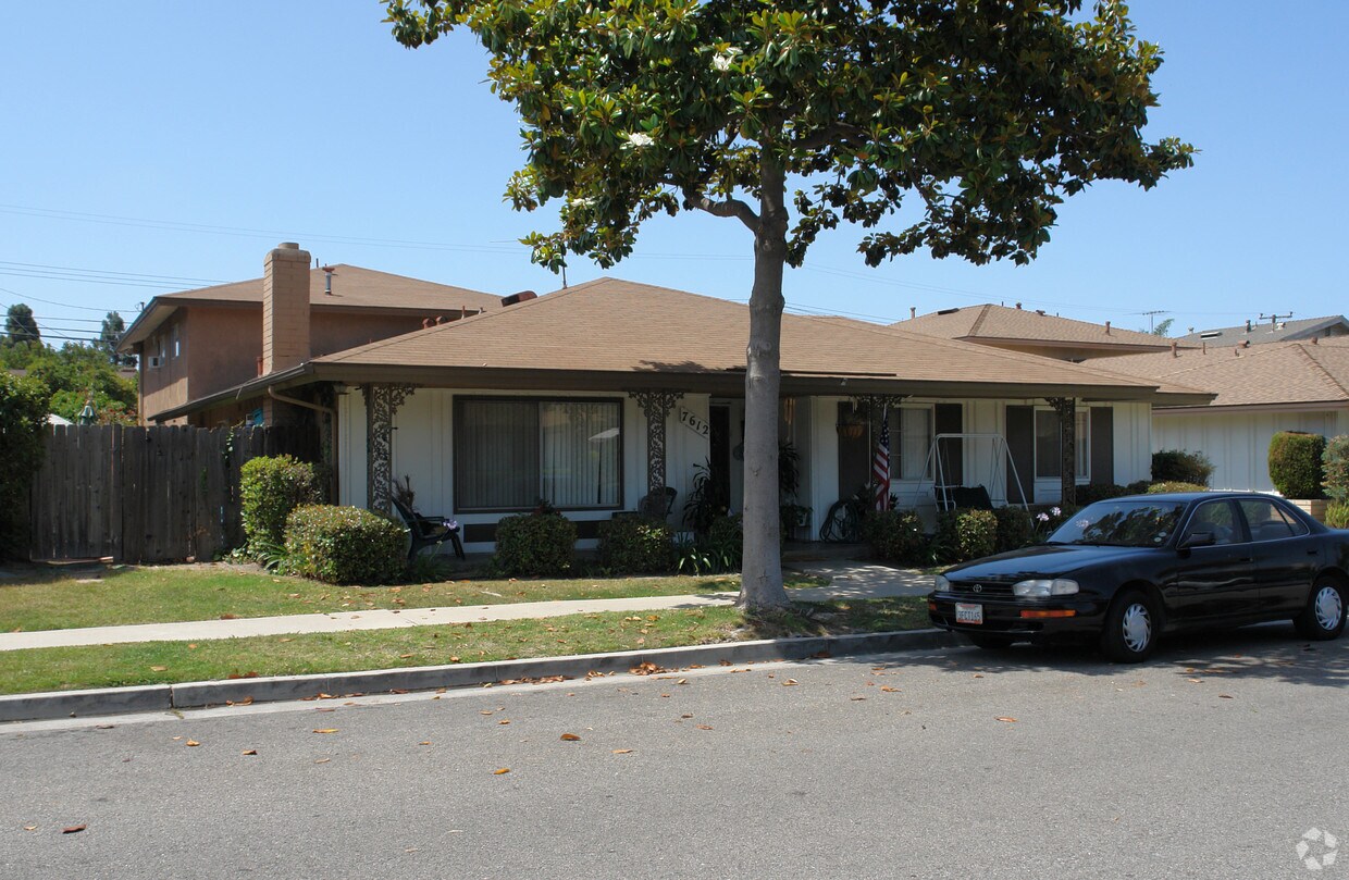 Building Photo - 7612 Amazon Dr