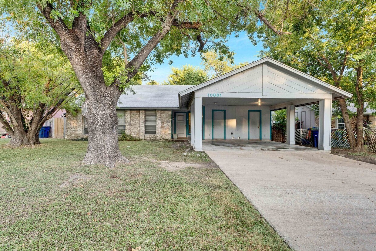 Primary Photo - North Austin Duplex 2 Bedroom with a Large...