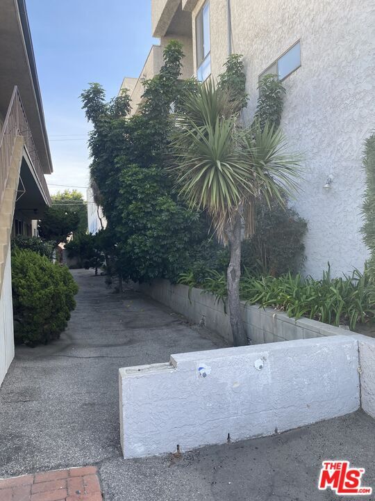 Foto del edificio - 1552 Brockton Ave