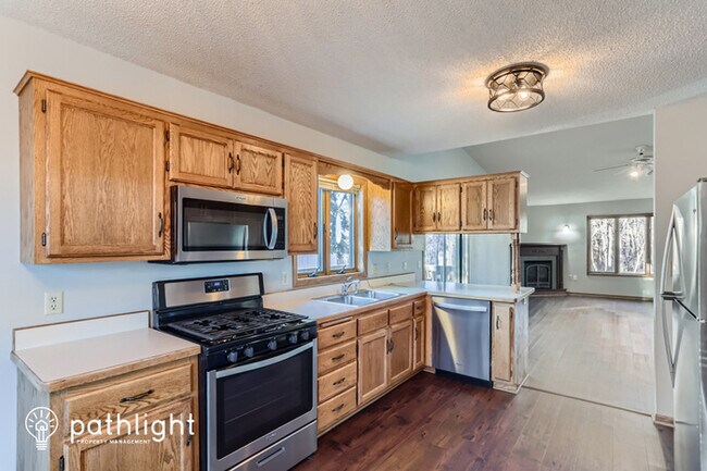 Building Photo - 937 5Th Avenue Sw, Forest Lake, MN, 55025