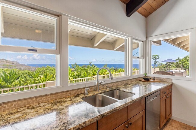 Foto del edificio - Completely Remodeled 3 Bed/3 Bath with Exp...