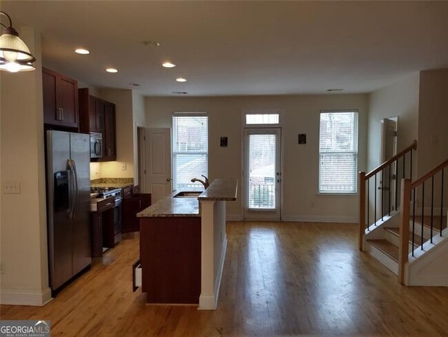 Building Photo - 5963 Brookside Oak Cir