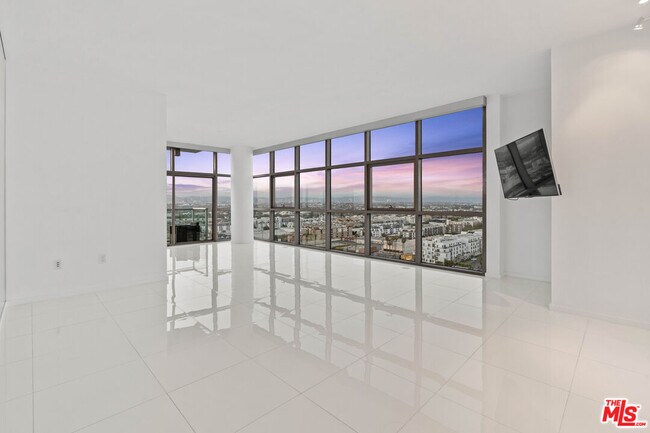 Foto del edificio - 13700 Marina Pointe Dr