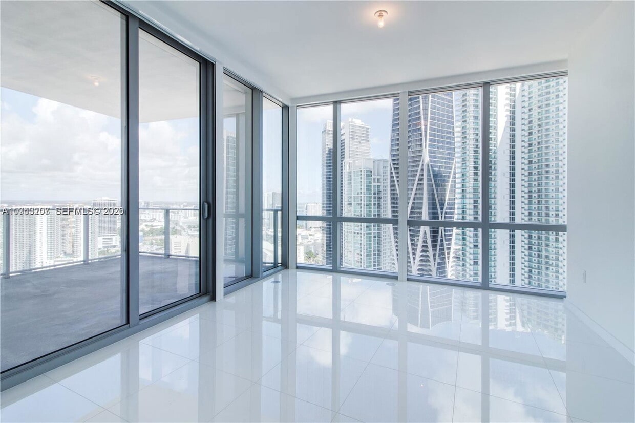 Photo - 851 Northeast 1st Avenue Apt #2201, Miami, FL 33132 - 3 BR 4 BA condo
