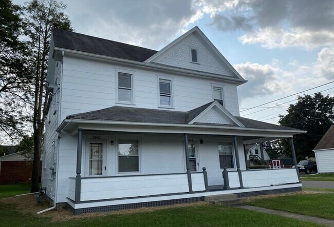 Building Photo - 1540 Spring Garden Ave