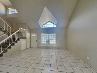 Foto del edificio - 15641 San Jacinto Ave