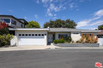 Building Photo - 4219 Don Alegre Pl