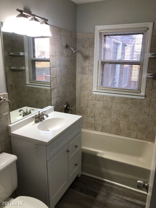 Foto del edificio - 4 br, 2 bath House - 201 N Jennings Rd