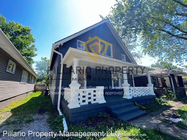 Building Photo - 3 br, 1.5 bath House - 853 N Parker Ave