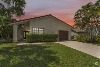 Building Photo - 10084 Camelback Ln