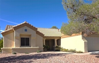 Building Photo - 3001 Anna Bay