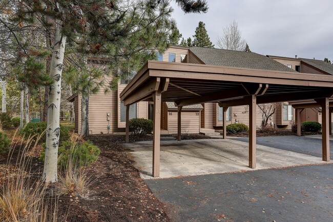 Building Photo - #14 Skyline Condominium - Sunriver