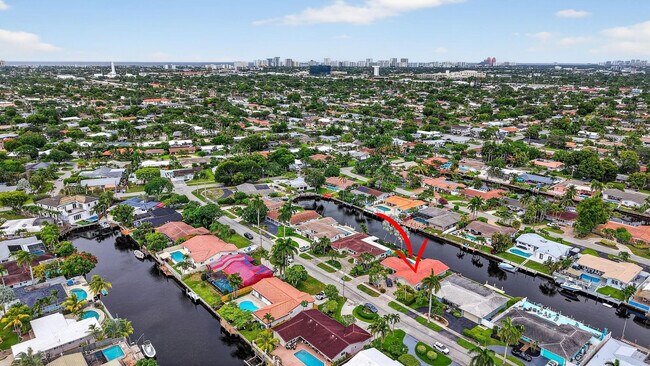 Foto del edificio - 1460 NE 57th Ct