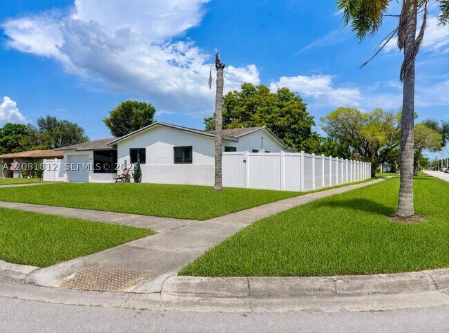 Foto del edificio - 1806 NW 68th Ave
