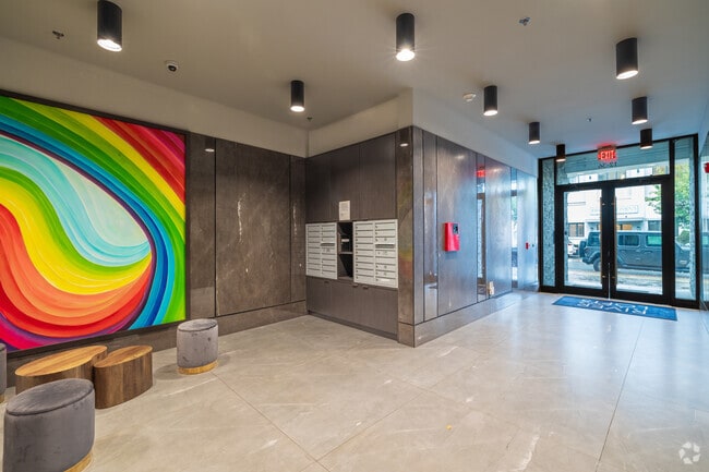 Foto del vestíbulo - River Lofts Fair Lawn