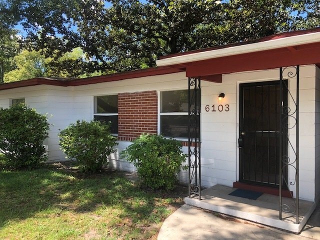 Photo - Convenient Cedar Hills Living Near Shopping & Major Roads Apartment