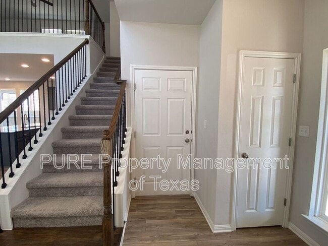 Building Photo - 3200 College Park Dr