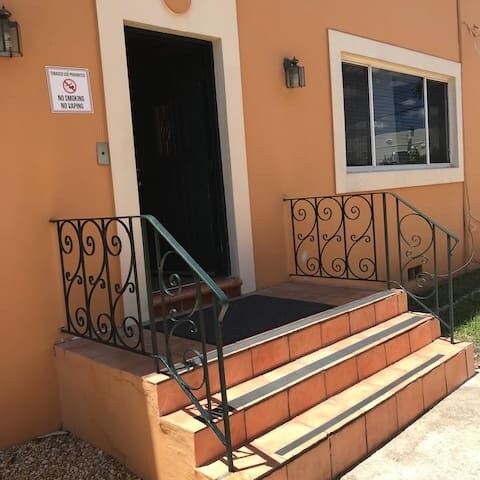 Main entrance to the common areas (3 steps to get to the first floor) - 115 Antiquera Ave